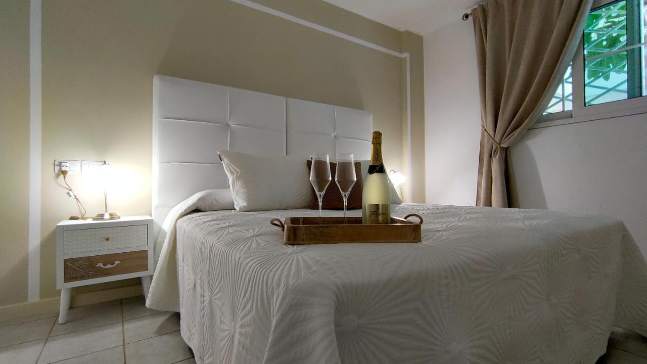 Rocas Del Mar 129 Apartment Коста дел Силенцио Екстериор снимка